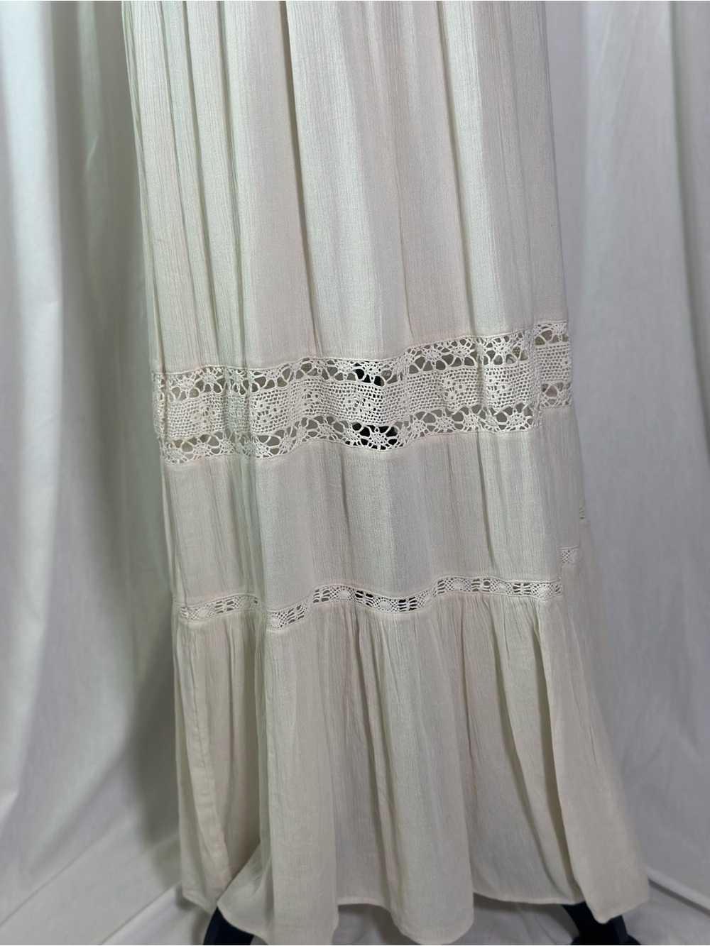 Mossimo Supply Co. Ivory Lace-Trim Maxi Dress NWOT - Picture 3 of 8